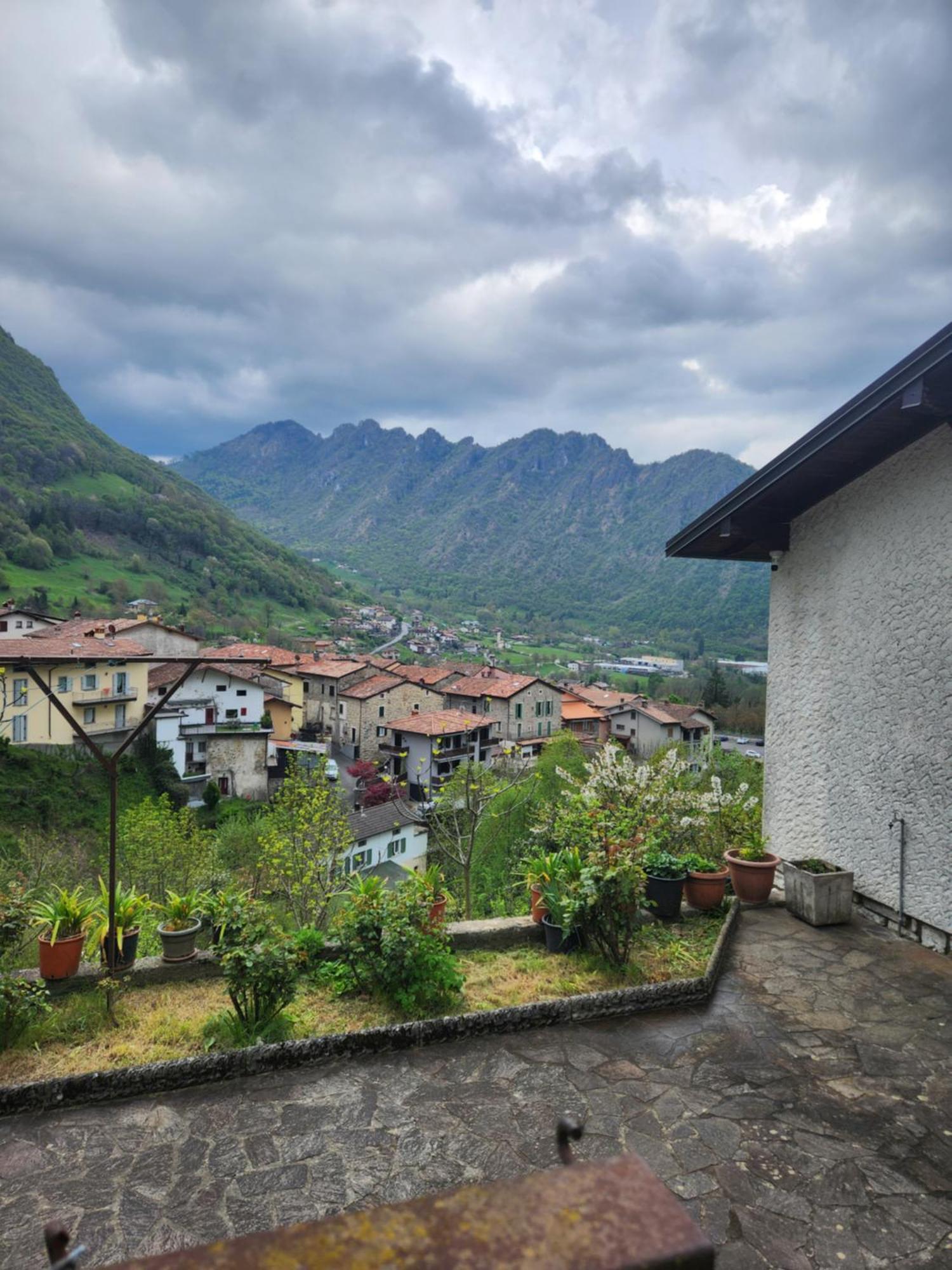 Kidonia - Mountain Iseo * Zone